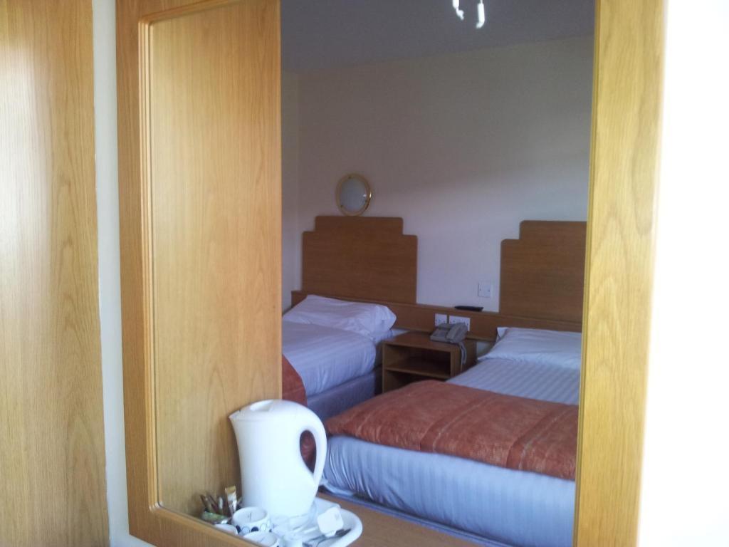 Donn Carragh Hotel Enniskillen Room photo